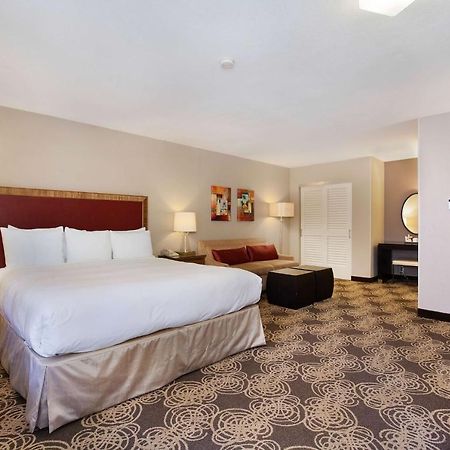 Radisson Hotel San Diego Rancho Bernardo Экстерьер фото