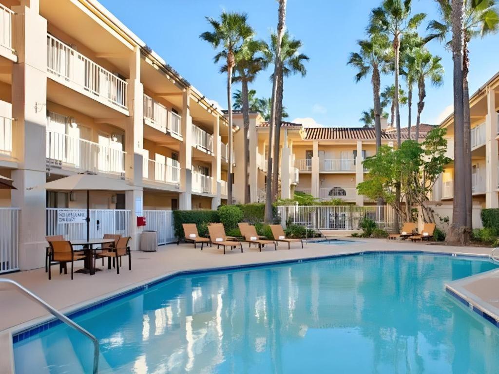 Hotel San Diego-Rancho Bernardo Экстерьер фото