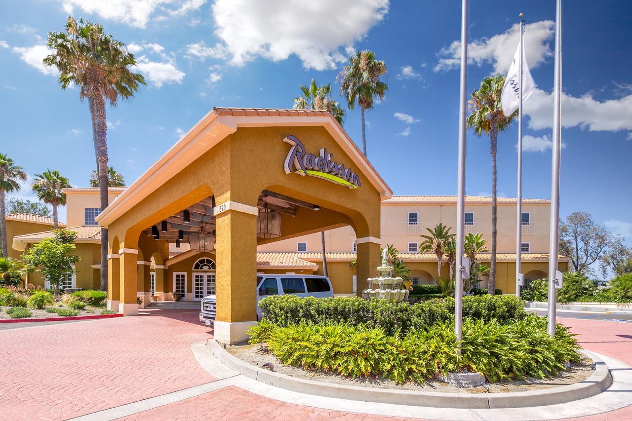 Radisson Hotel San Diego Rancho Bernardo Экстерьер фото