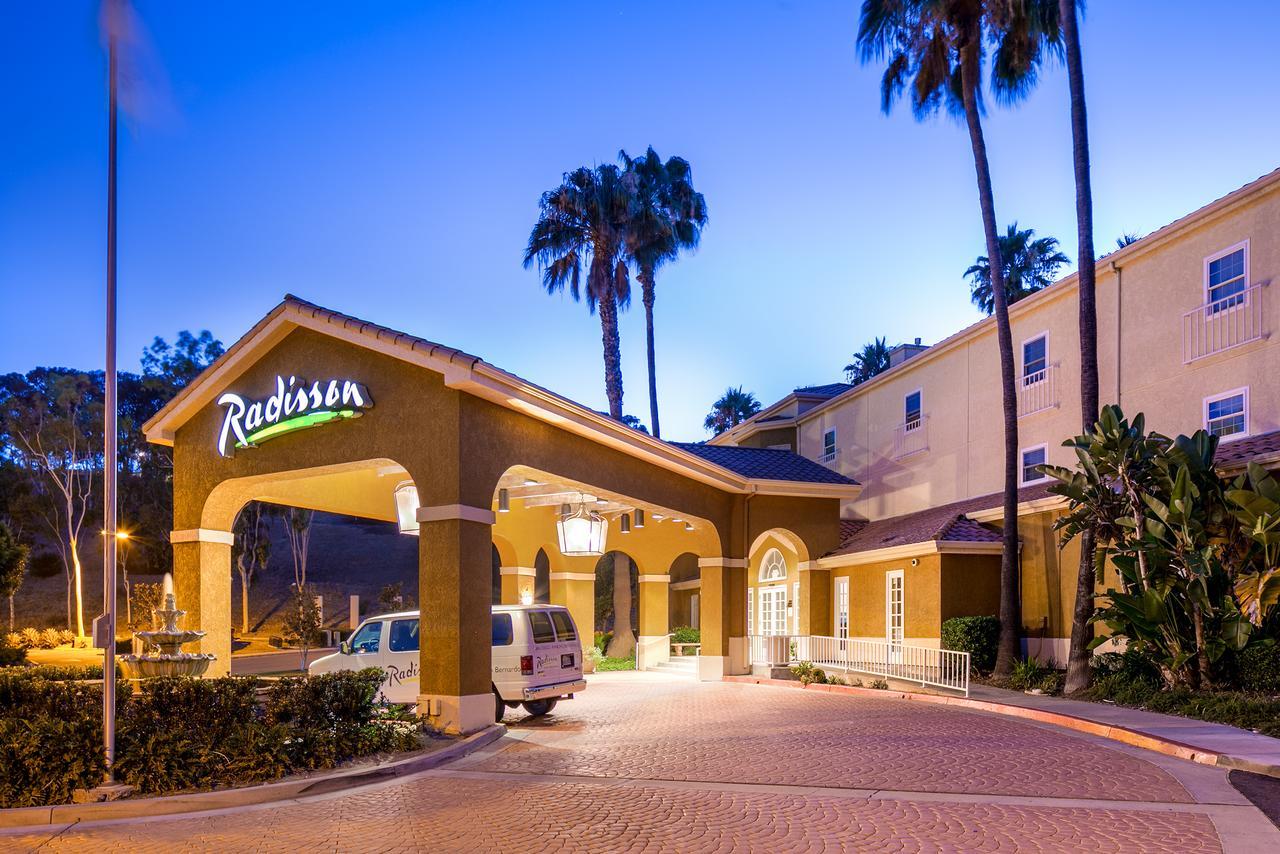 Radisson Hotel San Diego Rancho Bernardo Экстерьер фото