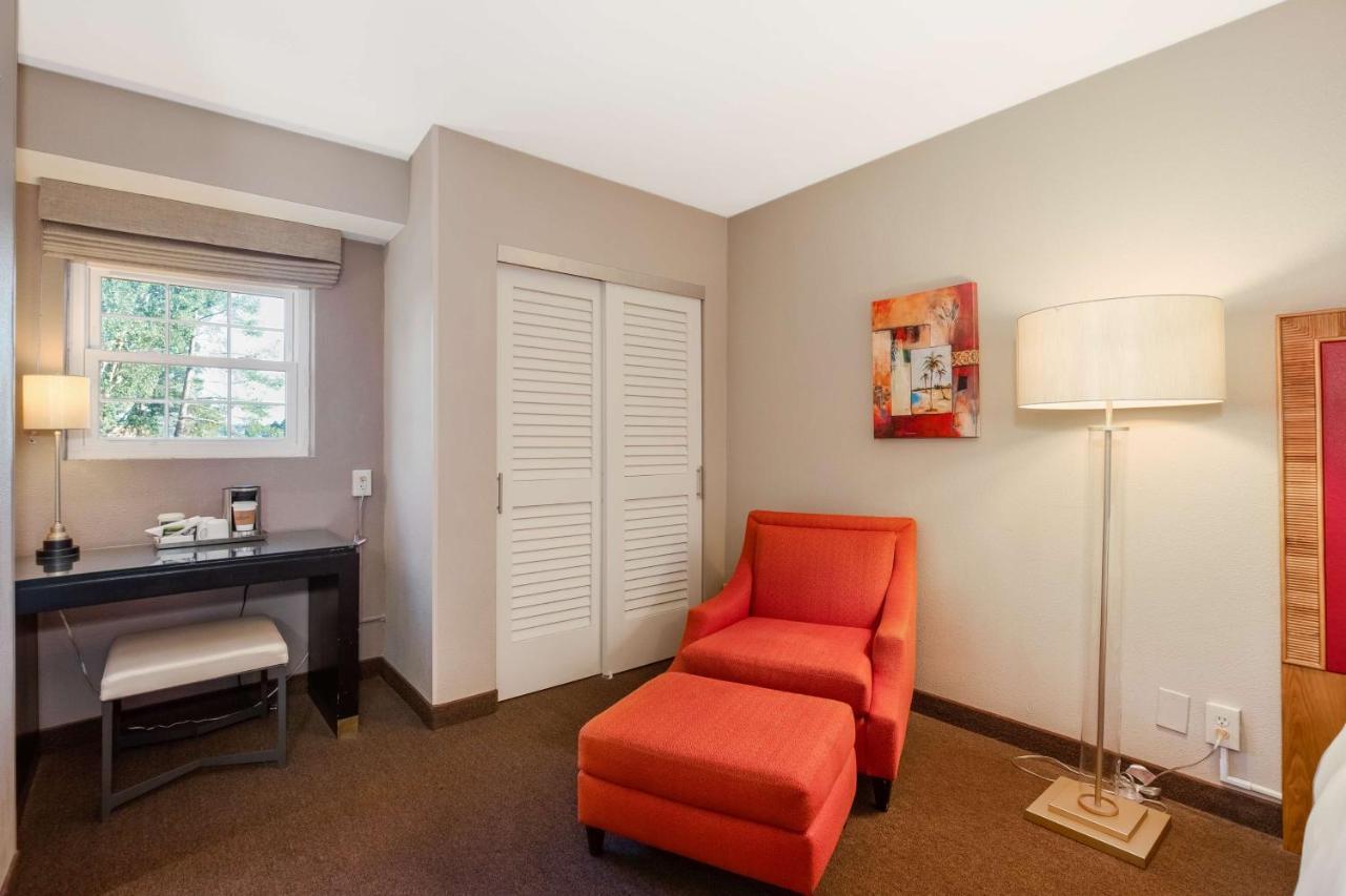 Hotel San Diego-Rancho Bernardo Экстерьер фото